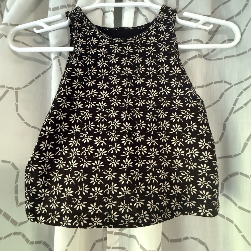 Aeropostale Black and White Floral Crop Tank Top